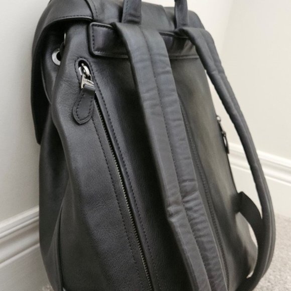 Coach Black Leather Backpack - Picture 5 of 16